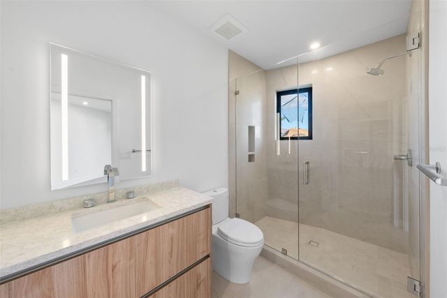 107 MARTINIQUE AVENUE, Tampa, FL 33606