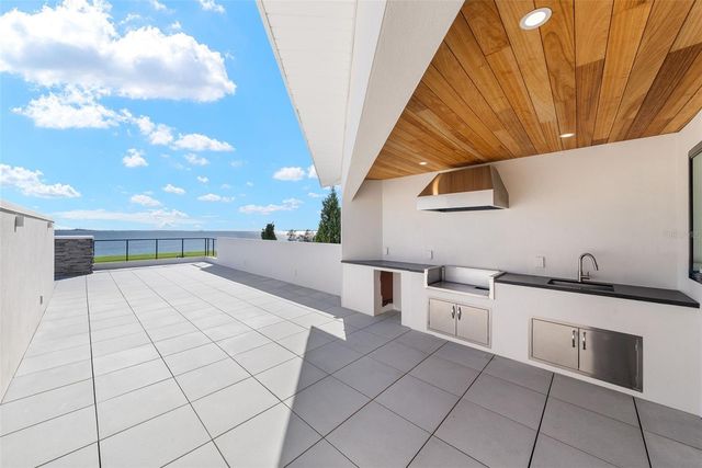 107 MARTINIQUE AVENUE, Tampa, FL 33606