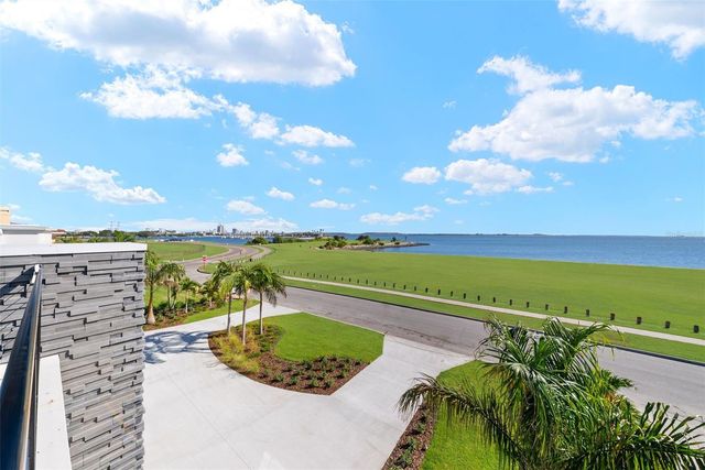 107 MARTINIQUE AVENUE, Tampa, FL 33606