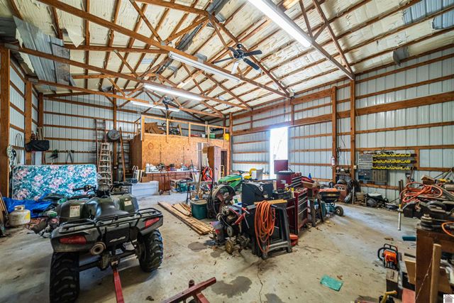 8055 Houser Road, Boaz, Mccracken, KY 42027