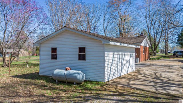 8055 Houser Road, Boaz, Mccracken, KY 42027