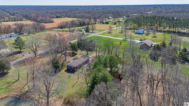 8055 Houser Road, Boaz, Mccracken, KY 42027