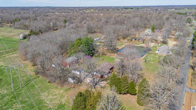 8055 Houser Road, Boaz, Mccracken, KY 42027