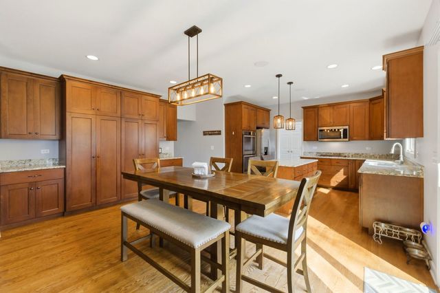 3S241 Williams Road, Warrenville, IL 60555