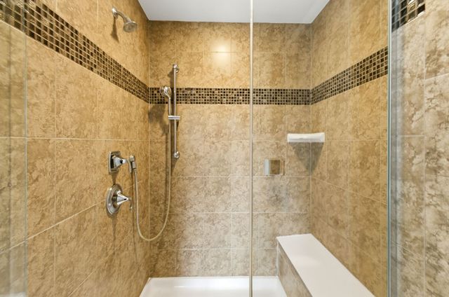 3S241 Williams Road, Warrenville, IL 60555