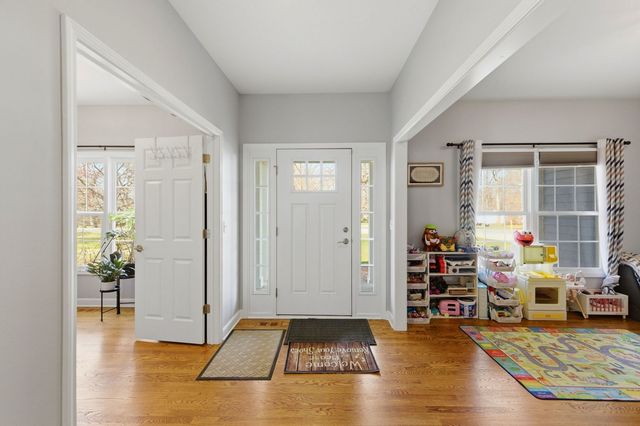 3S241 Williams Road, Warrenville, IL 60555