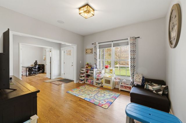 3S241 Williams Road, Warrenville, IL 60555