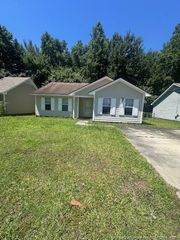6859 Bailey Lake Road, Fayetteville, NC 28304