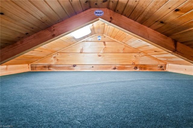 157 Wolf Trail, Mcgrady, NC 28649