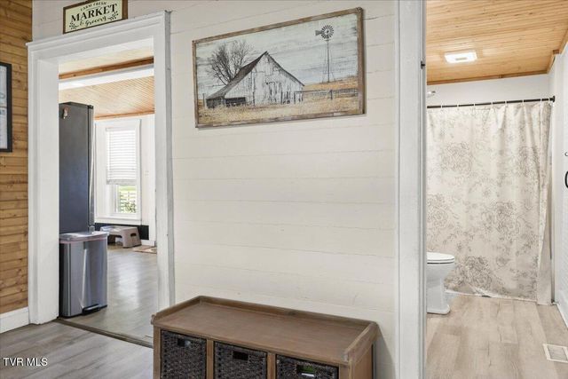 2829 &2839 Rock Springs Road, Kingsport, TN 37664