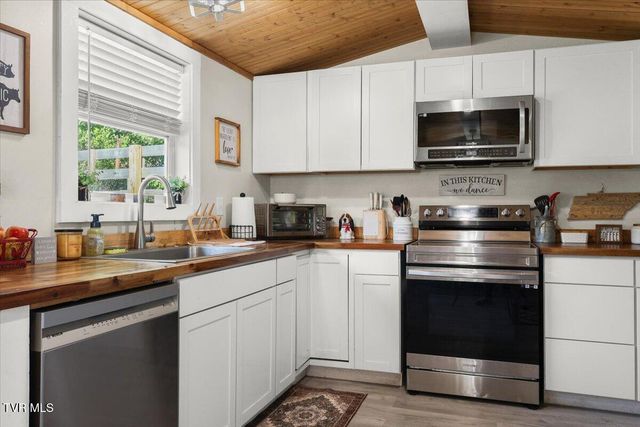 2829 &2839 Rock Springs Road, Kingsport, TN 37664