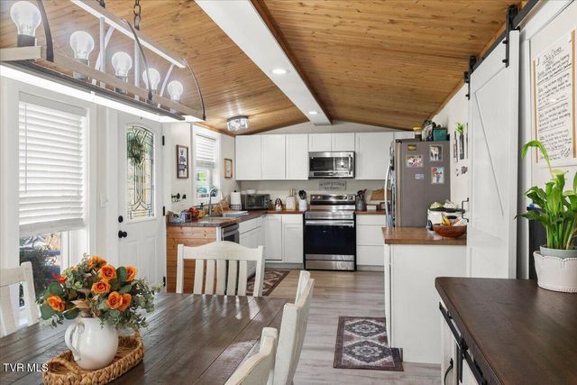 2829 &2839 Rock Springs Road, Kingsport, TN 37664