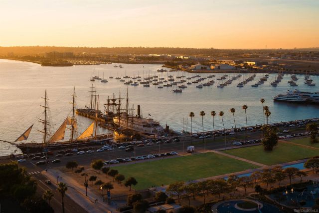 1325 Pacific Hwy 2206, San Diego, CA 92101