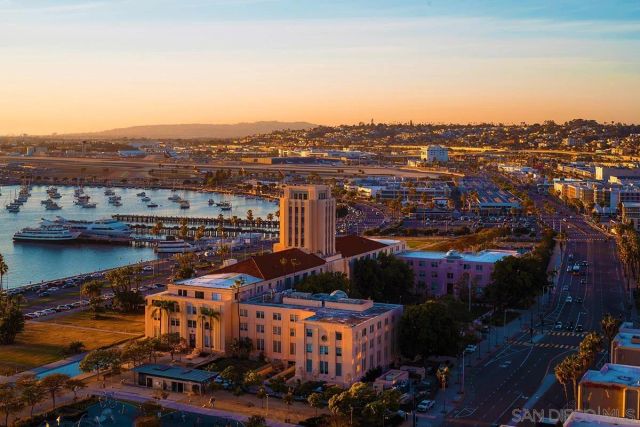 1325 Pacific Hwy 2206, San Diego, CA 92101