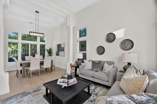 254 Luna Cir, Folsom, CA 95630