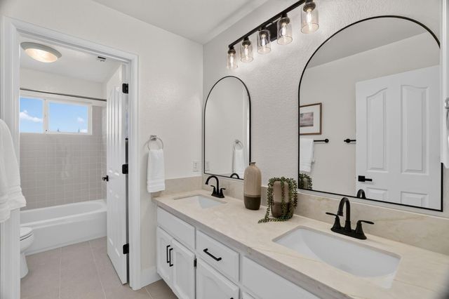 254 Luna Cir, Folsom, CA 95630