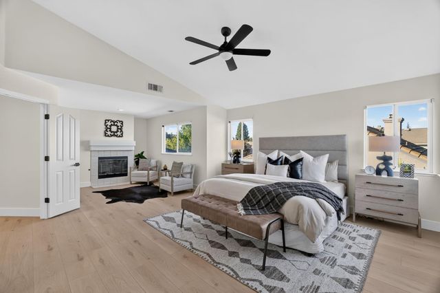254 Luna Cir, Folsom, CA 95630