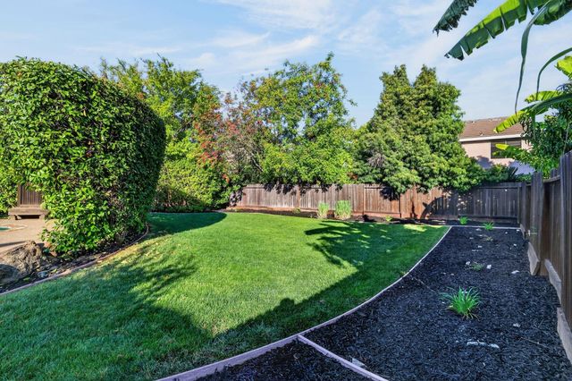 254 Luna Cir, Folsom, CA 95630