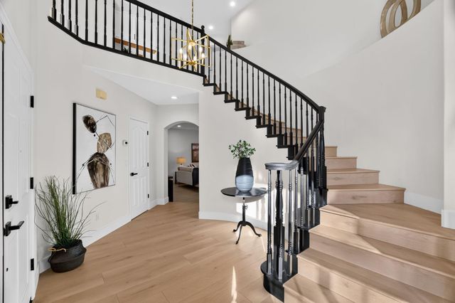 254 Luna Cir, Folsom, CA 95630
