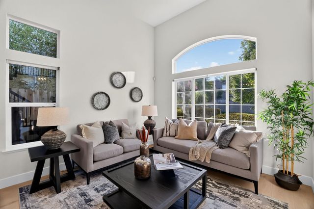 254 Luna Cir, Folsom, CA 95630