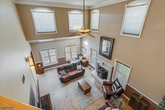 1 Hunters Ln, Sparta Twp., NJ 07871