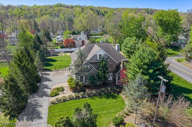 1 Hunters Ln, Sparta Twp., NJ 07871