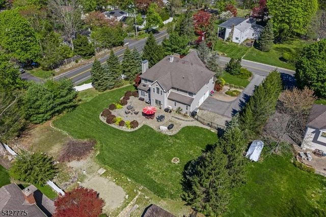 1 Hunters Ln, Sparta Twp., NJ 07871