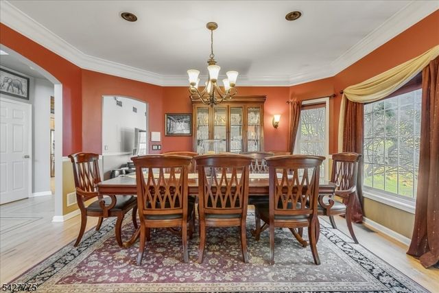 1 Hunters Ln, Sparta Twp., NJ 07871
