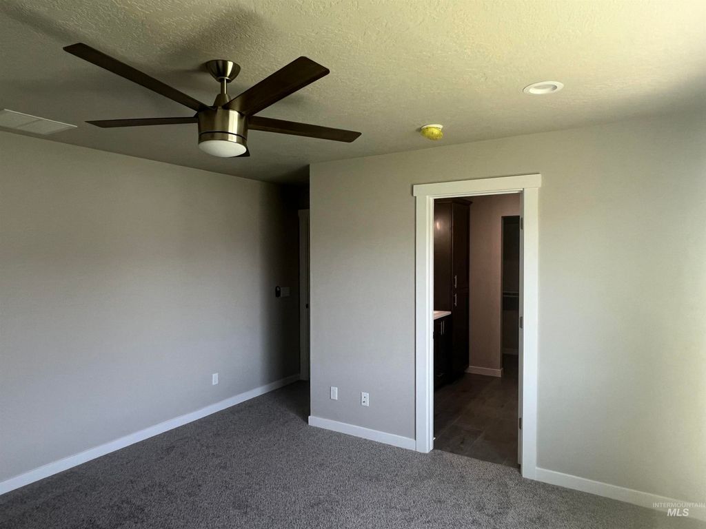 812 N 5th St, Nyssa, OR 97913 photo 9