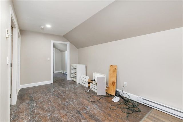 31 Garfield St, Lawrence, MA 01843