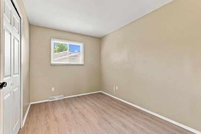 1945 Shallowford Avenue, Columbus, OH 43235