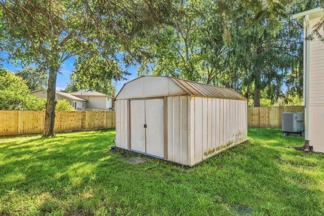 1945 Shallowford Avenue, Columbus, OH 43235