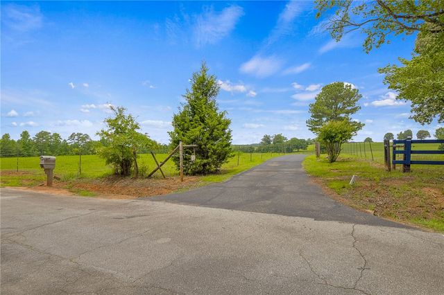 5230 Olden Porter Road, Pendleton, SC 29670