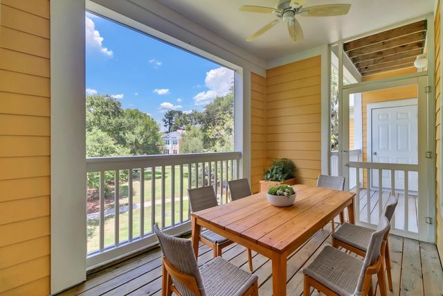 1921 Chatelain Way, Mount Pleasant, SC 29464
