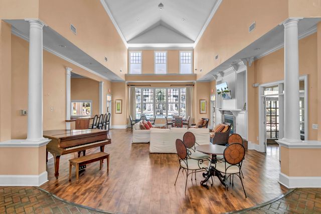 1921 Chatelain Way, Mount Pleasant, SC 29464