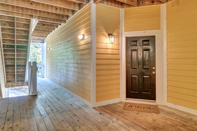 1921 Chatelain Way, Mount Pleasant, SC 29464