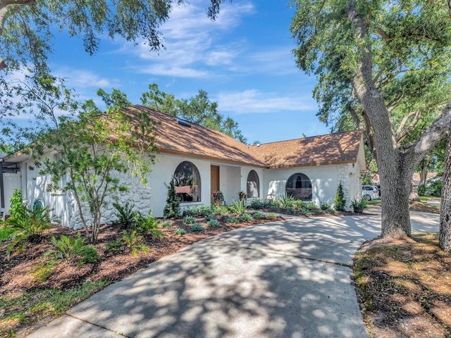 2820 VALENCIA LANE W, Palm Harbor, FL 34684