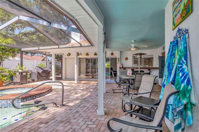 2820 VALENCIA LANE W, Palm Harbor, FL 34684