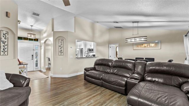 706 DOLCETTO DRIVE, Davenport, FL 33897