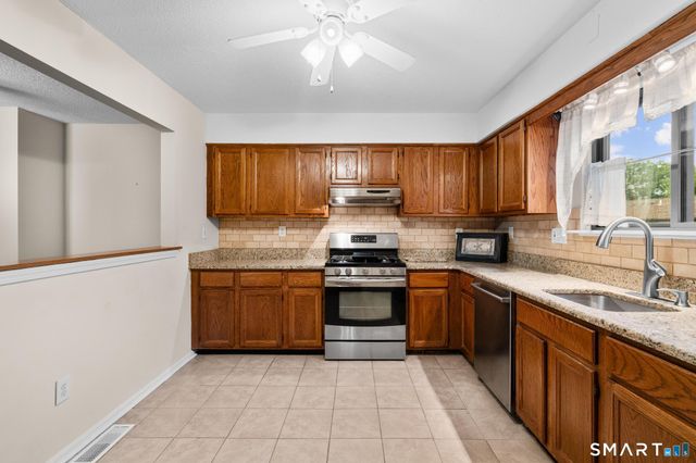 140 Thompson Street 16A, East Haven, CT 06513