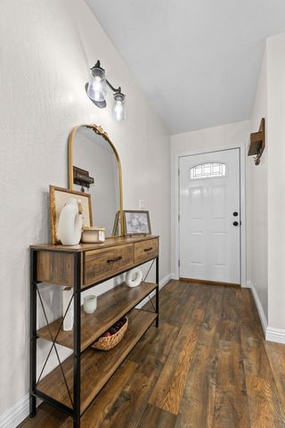 733 W Paradise Ave Avenue, Visalia, CA 93277