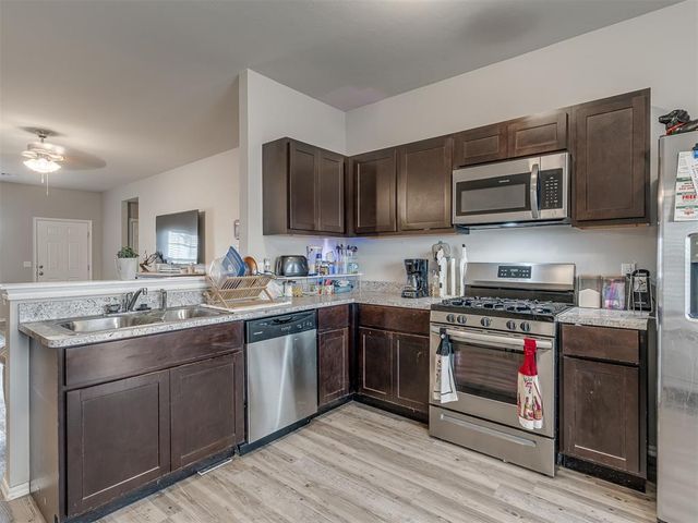 1700 Bartlett Drive, Newcastle, OK 73065