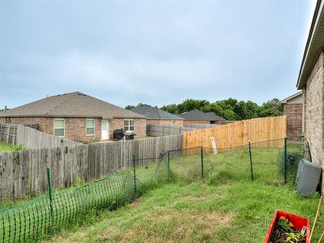 1700 Bartlett Drive, Newcastle, OK 73065