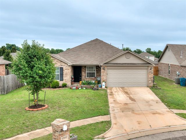 1700 Bartlett Drive, Newcastle, OK 73065