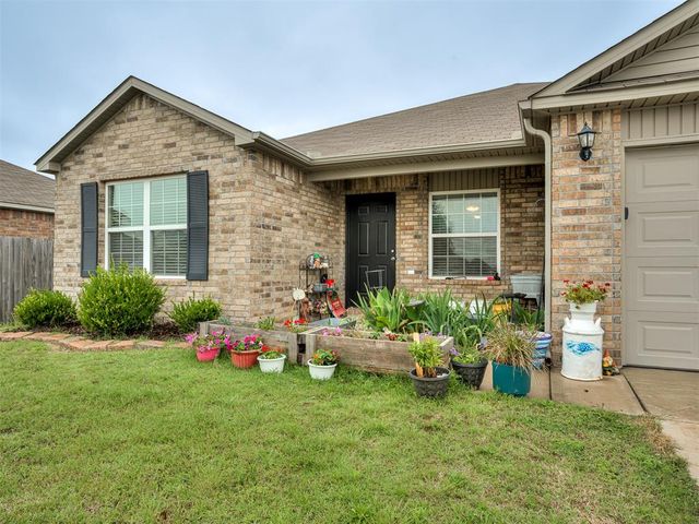 1700 Bartlett Drive, Newcastle, OK 73065