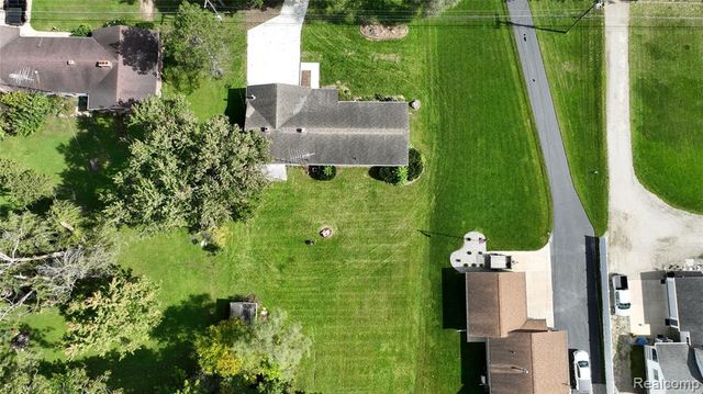 7304 Sharp Road, Swartz Creek, MI 48473