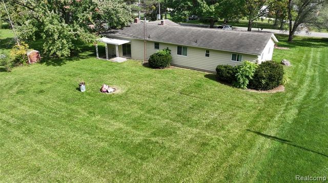 7304 Sharp Road, Swartz Creek, MI 48473