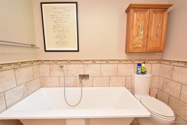 7304 Sharp Road, Swartz Creek, MI 48473