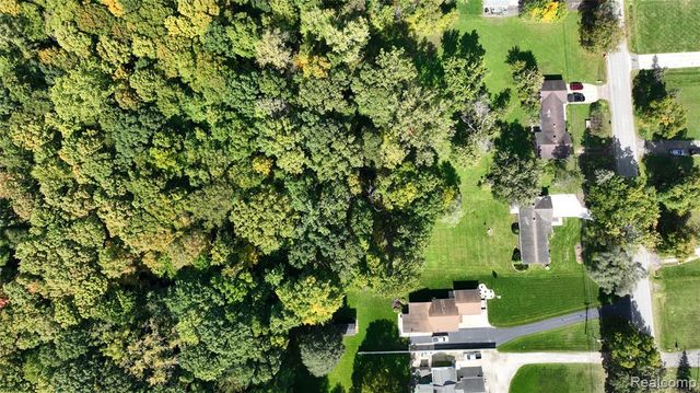 7304 Sharp Road, Swartz Creek, MI 48473
