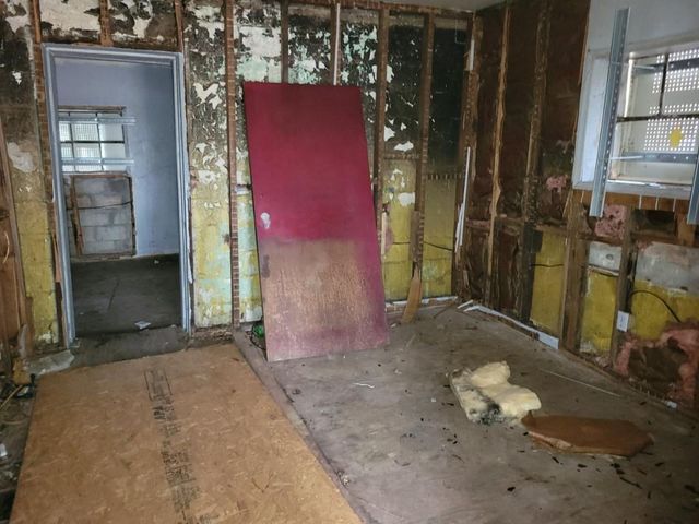 516 Warren Avenue, Scottdale, GA 30079